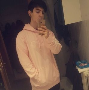 Meet your Posher, Alfonso